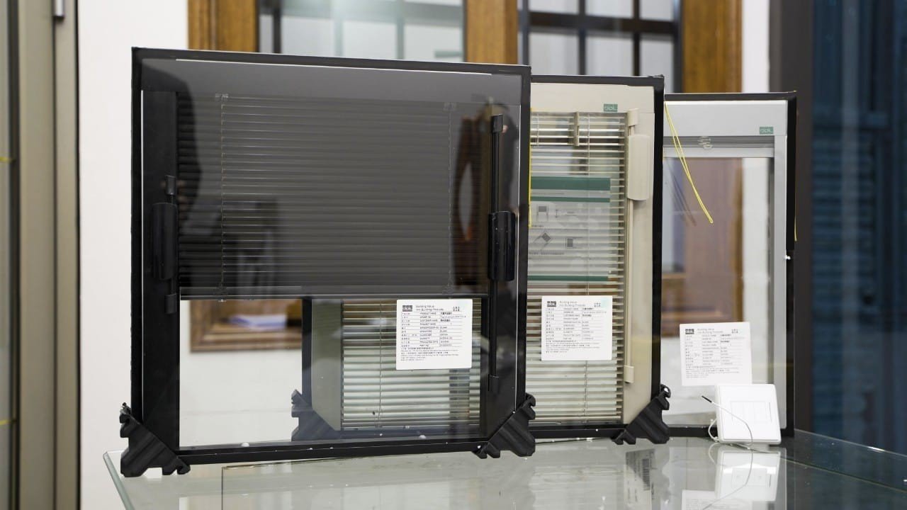 Kính hộp rèm và nguyên lý hoạt động?